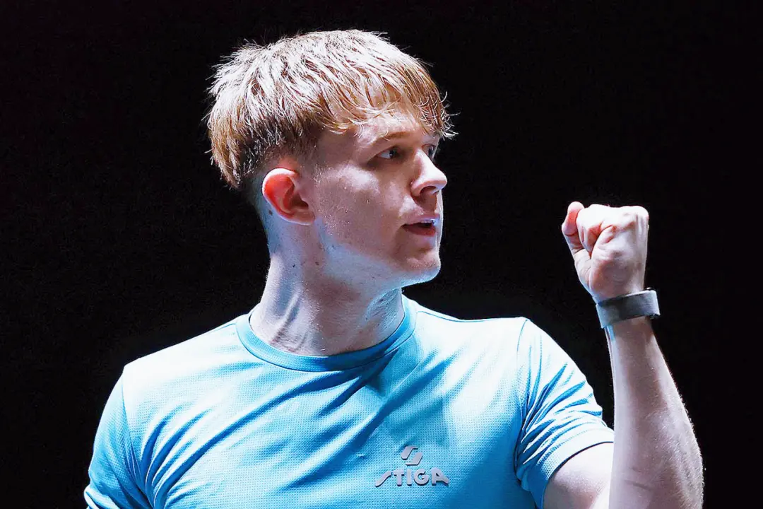 stron, 而喻, 朵金花参加